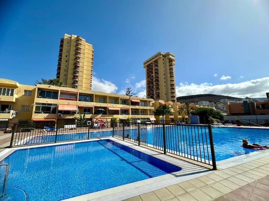 Las Vistas Beach Los Cristianos 2 Swimming Pools Exterior photo